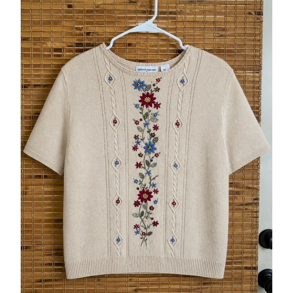 Alfred Dunner Womens Beige Floral Embroidered Beaded Short Sleeve Sweater Size M